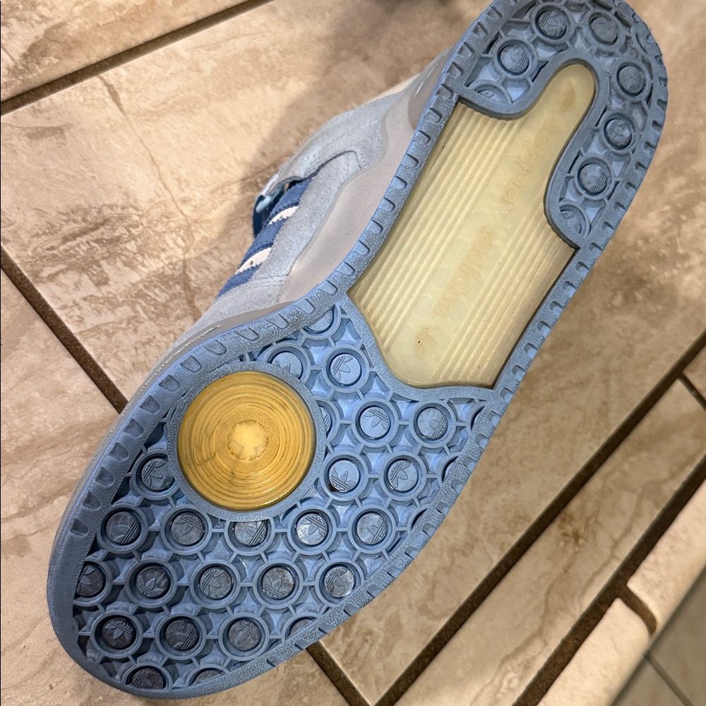 adidas x Bad Bunny Forum Buckle Low ‘Blue Tint’ - Picture 6 of 9